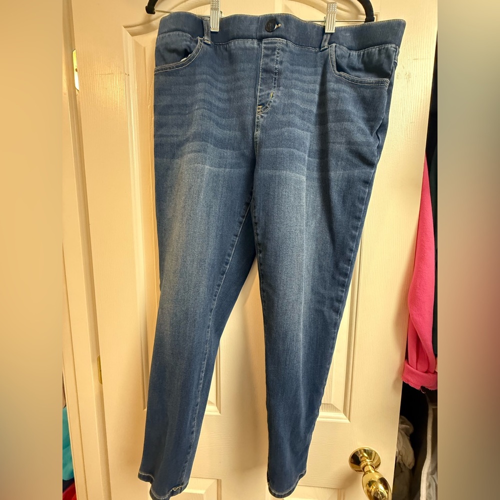 Betabrand Women's Skinny Jeans in Blue